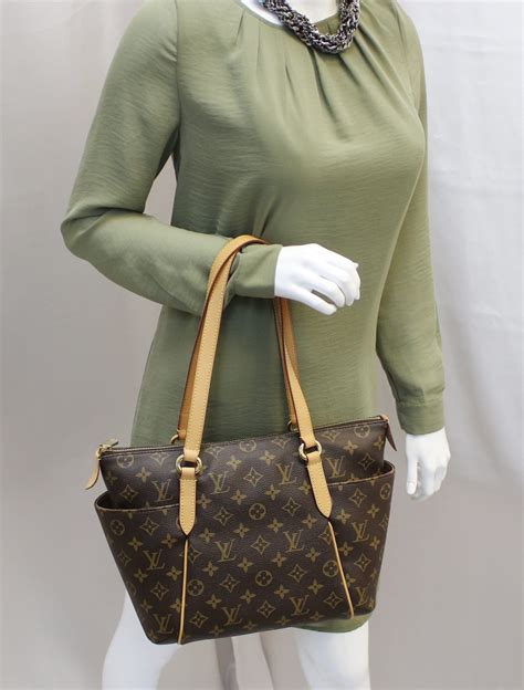 louis vuitton totally pm|louis vuitton totally pm monogram.